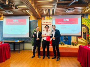 Báo cáo Tổng thư ký buổi họp BOD 420 ghi nhận doanh số kỷ lục 30 tỷ đồng của BNI VENUS.